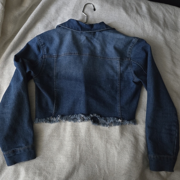 Women's Casual Frayed Hem Cropped Classic Washed Denim Jean Jacket Size XS Used - Picture 3 of 8